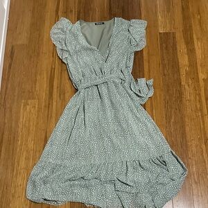 Elegant Green Floral Midi Dress